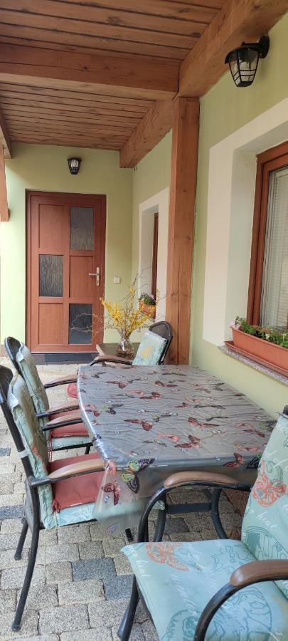 Apartman Hluboka Nad Vltavou Exterior photo